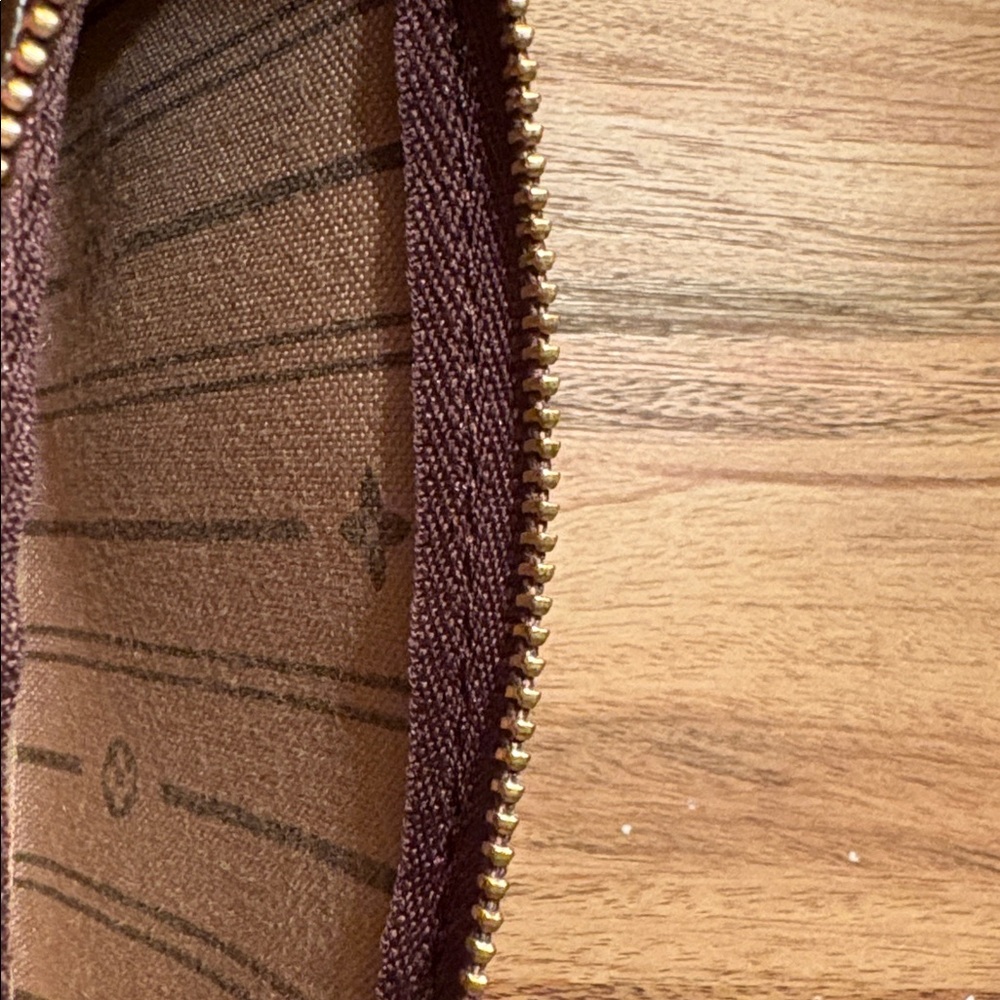 Louis Vuitton Pochette Accessoires Limited Edition Monogram Canvas Mini - Picture 6 of 9